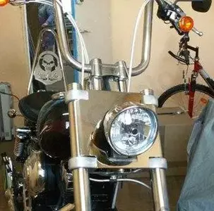 Fedél a fényszóró mögött a 2010-es Harley Davidson Wide Glide-hoz.-2