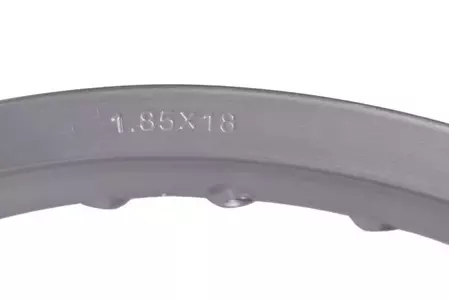 18x1,85 36 skylučių aliuminio ratlankis sidabrinis MZ ETZ-2