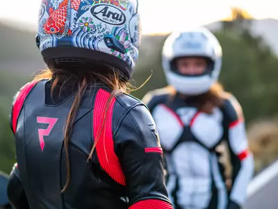 Rebelhorn naisten nahkainen moottoripyörätakki Rebel Lady musta ja vaaleanpunainen D32-4
