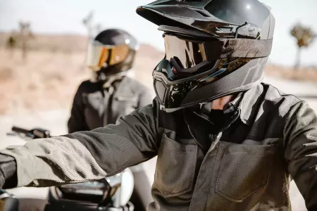 Viseira para capacete de motociclista ICON Airflite preta-2