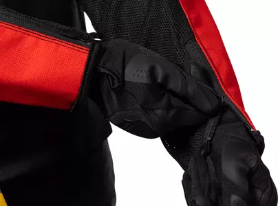 ICON Hooligan textiel motorjack zwart en rood S-10