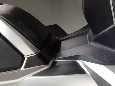 Bezpečnostné nálepky Uniracing pre interiérové kryty Honda X-ADV-5