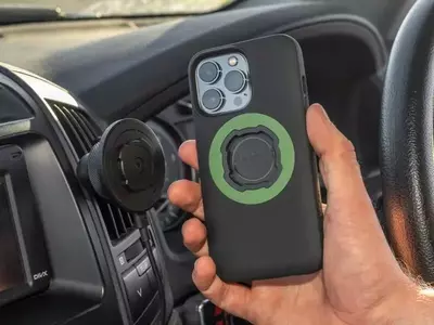 Držák telefonu do ventilace auta Quad Lock Mag-10