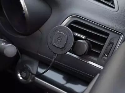 Držiak telefónu do ventilácie auta Quad Lock Mag-7