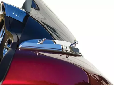 Kuryakyn vējstikla montāžas skrūves Harley Davidson hromētas-1