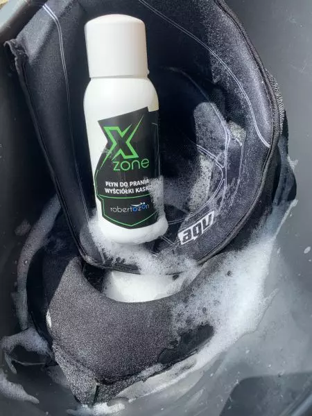 Liquide de lavage pour doublure de casque de moto Xzone-2