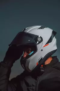 Motociklistička kaciga koja pokriva cijelo lice MT kacige FF106B Targo S Solid A0 biserno sjajno bijela S-16