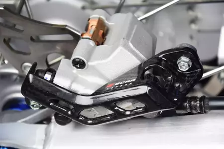 Protection étrier arrière SCAR carbone Yamaha-4