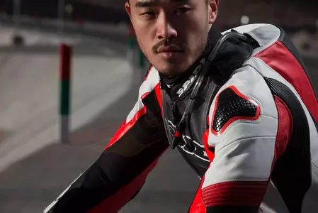 Spidi Sport Warrior Perforated Pro costum de motocicletă dintr-o singură bucată din piele neagră, albă și roșie 46-6