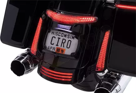 Монтаж на задната светлина и регистрационния номер Ciro black-3