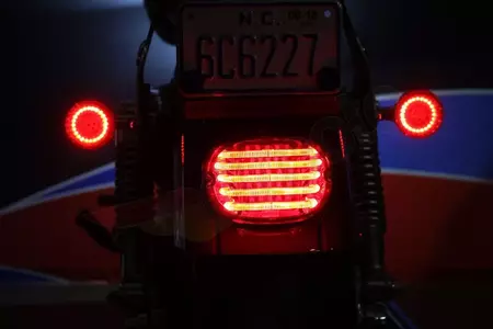 "Custom Dynamics" LED galinis žibintas be foninio apšvietimo plokštelės raudonos spalvos-3