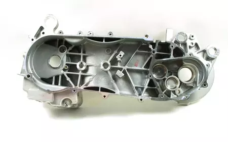 Kliková skříň levého motoru Barton B-Max 125 - KSISKBM14TPOLEWTAR000