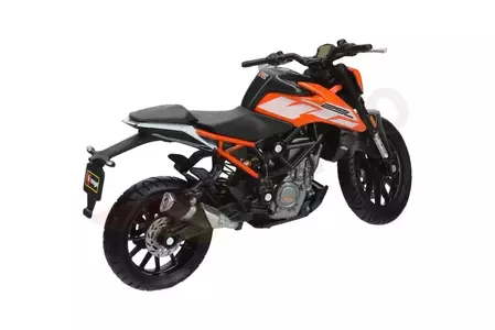 Модел на мотоциклета : BBurago-3