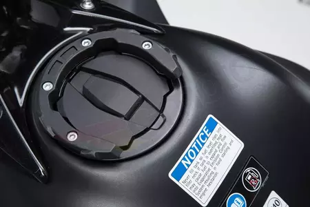 Δακτύλιος δεξαμενής EVO SW-Motech Kawasaki μοντέλα 16- μαύρο - TRT.00.640.31100/B