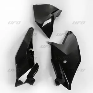 Uppsättning av bakre sidoskydd i plast UFO med filterskydd svart - KT04086001