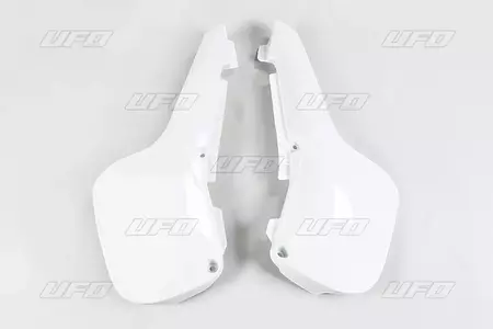 Jeu de caches latéraux arrière en plastique UFO Suzuki RM 60 03-04 blanc - SU03923041