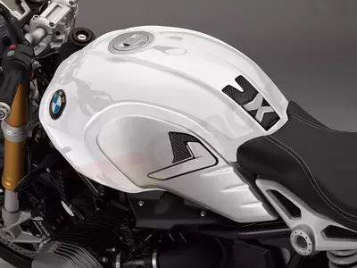 Podloga za rezervoar Uniracing BMW R nineT Carbon-2