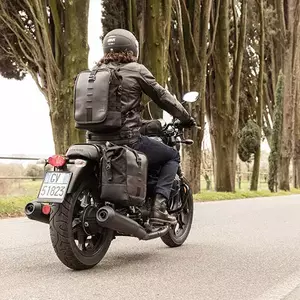 Motocyklový batoh Givi CRM101 Retro Cafe Racer 18L-6